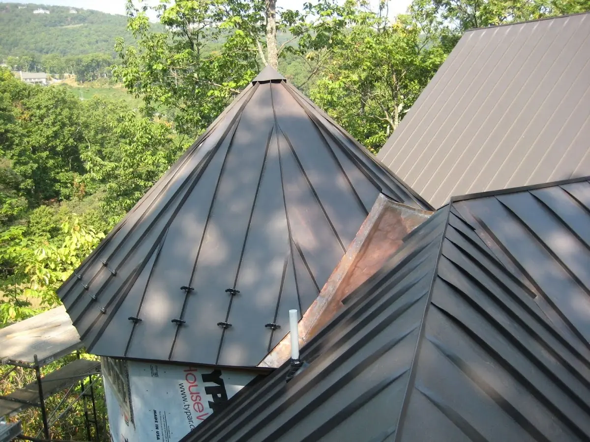 Professional Roof Tarp Installation by Craftsman Roofing in Spring Meadow
