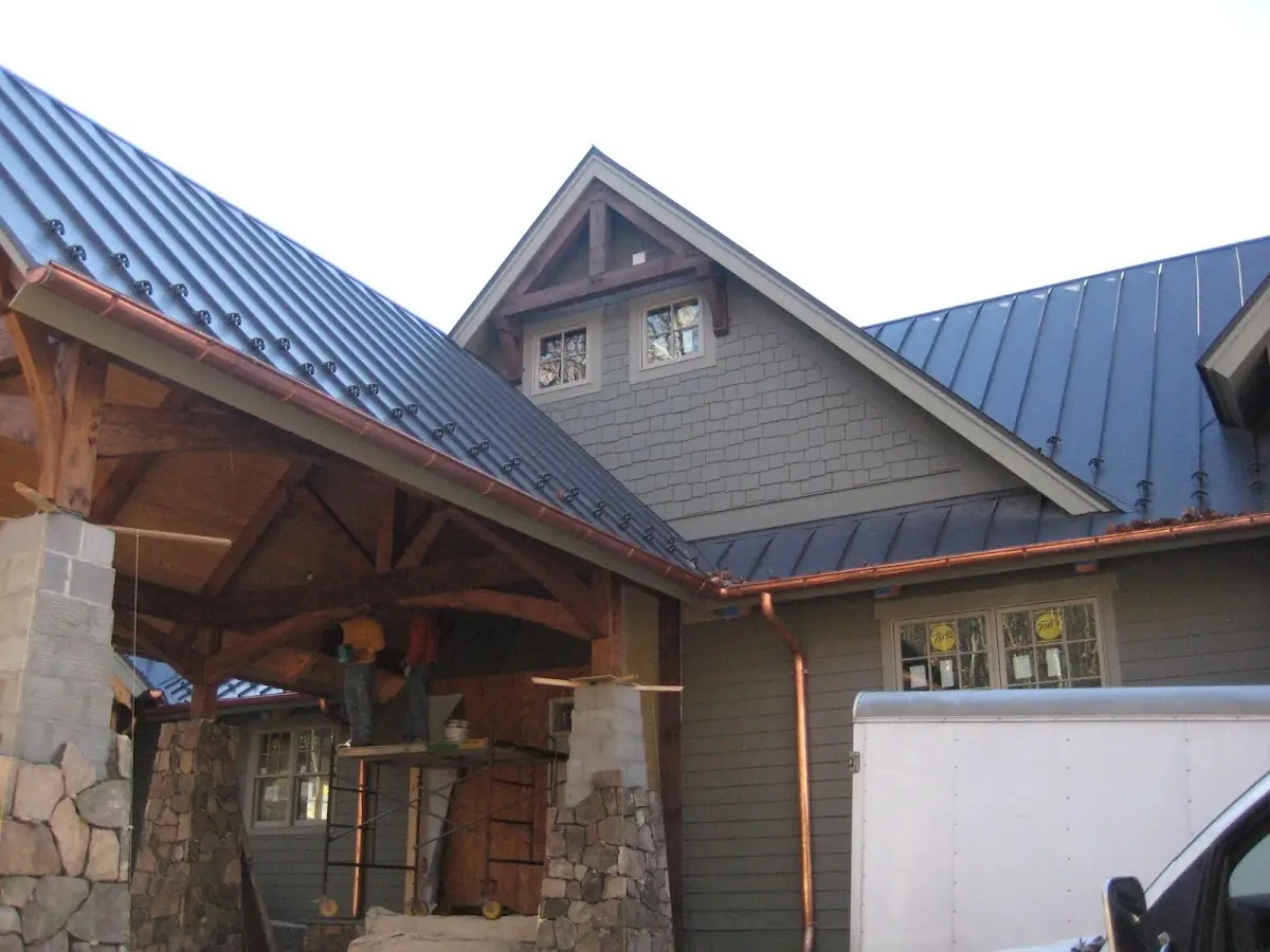 Craftsman Roofing team delivering quality roofing work in Spring Meadow